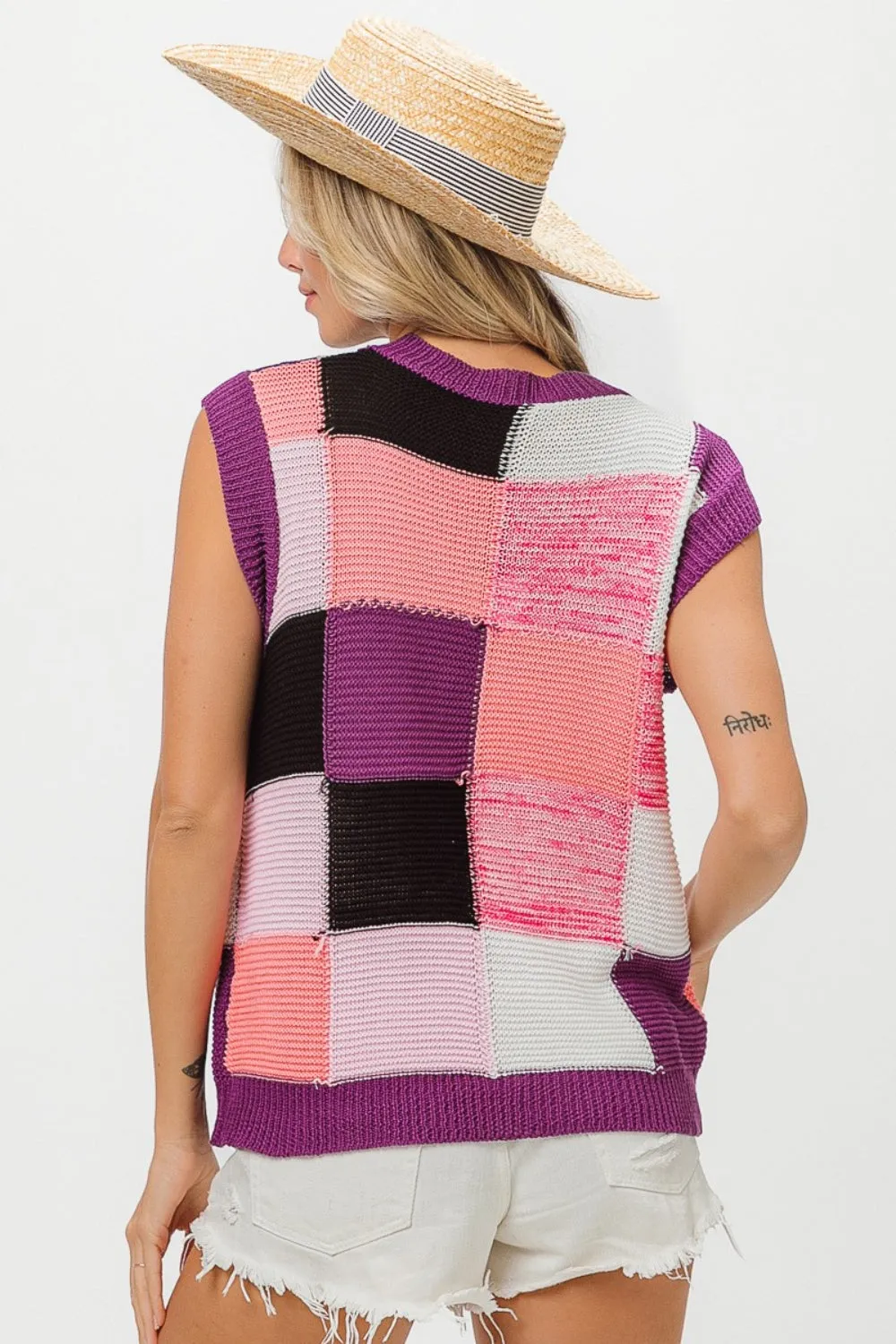 Color Block Round Neck Sweater Vest