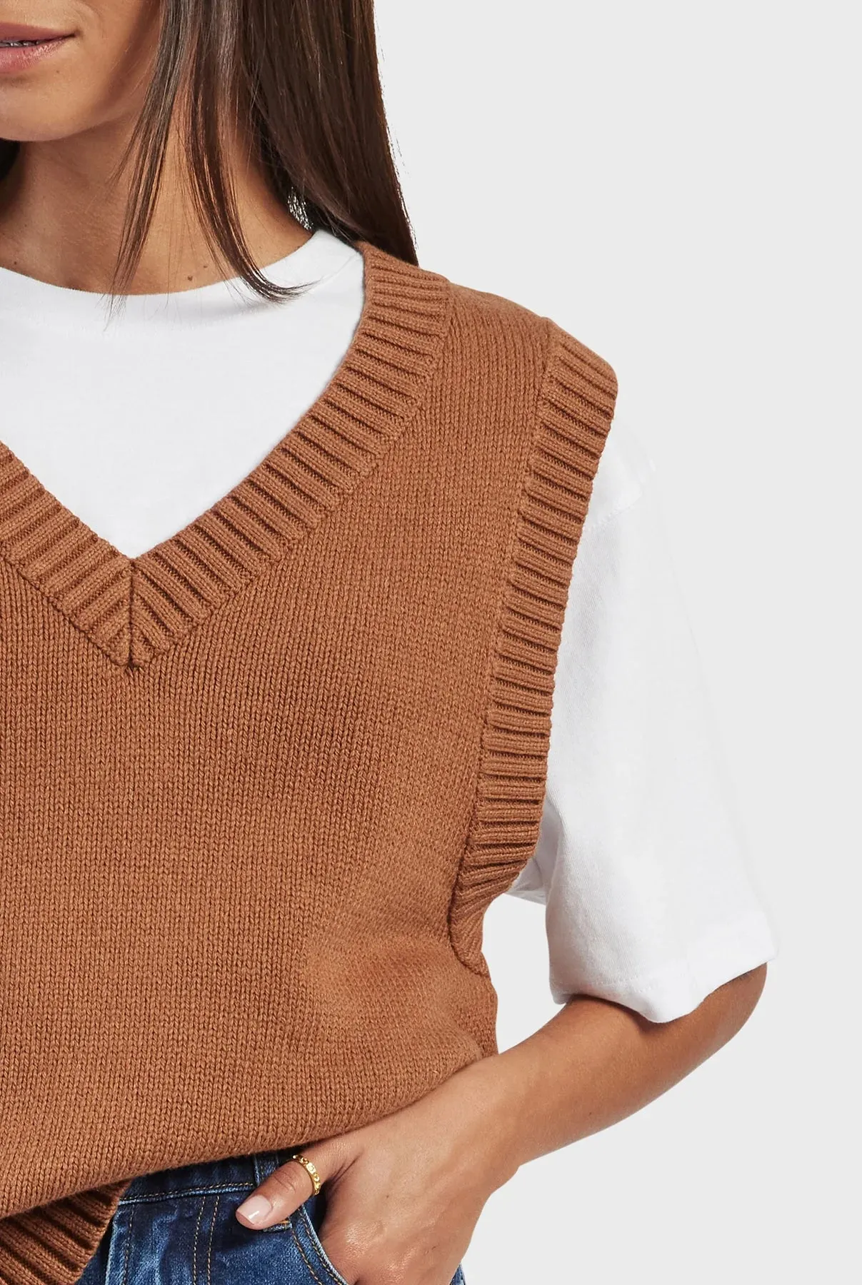 Malibu Knit Vest in Gingerbread