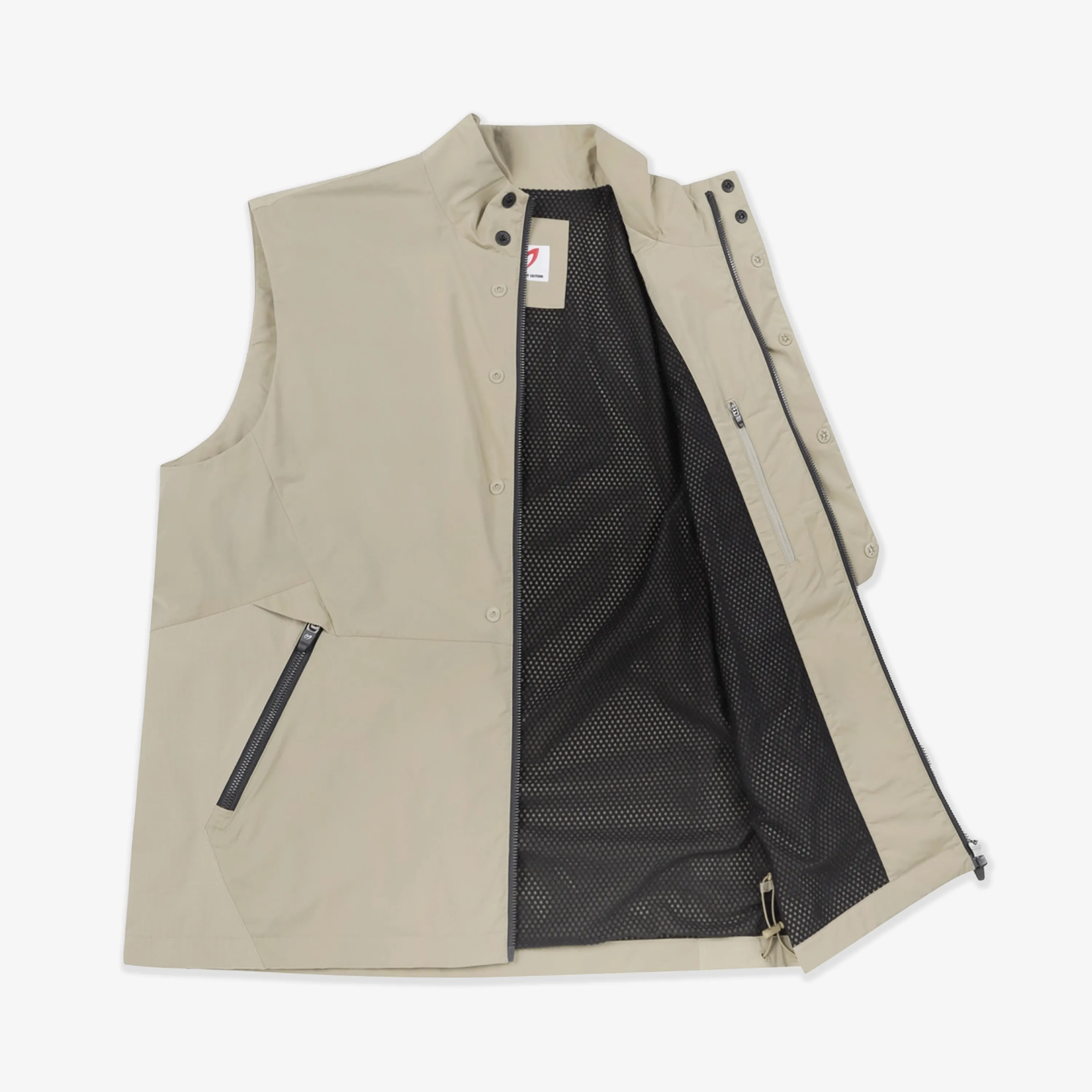 Master Bunny Edition Men's Pocket Vest Beige