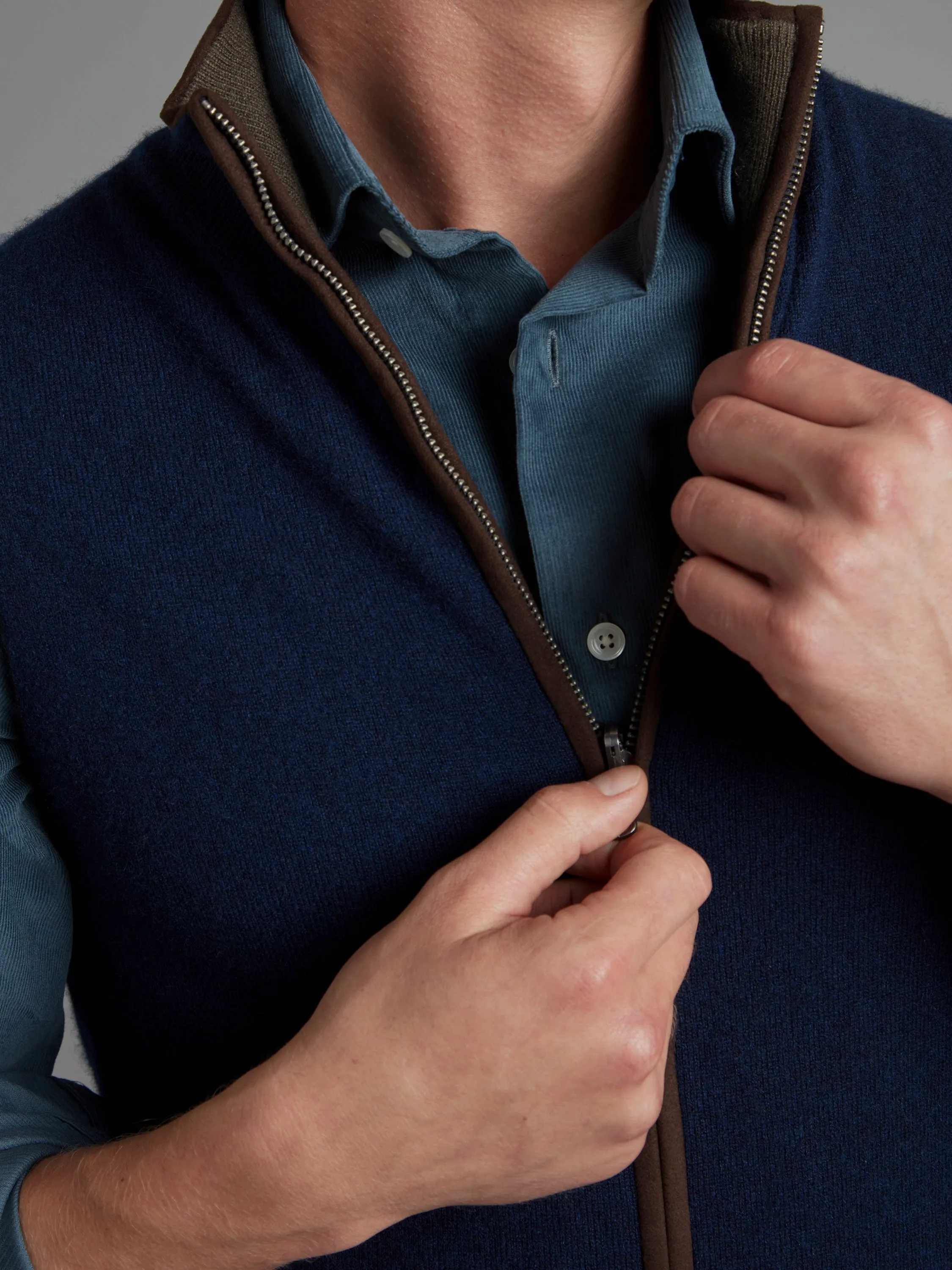 Reversible Cashmere Vest - Navy & Moss