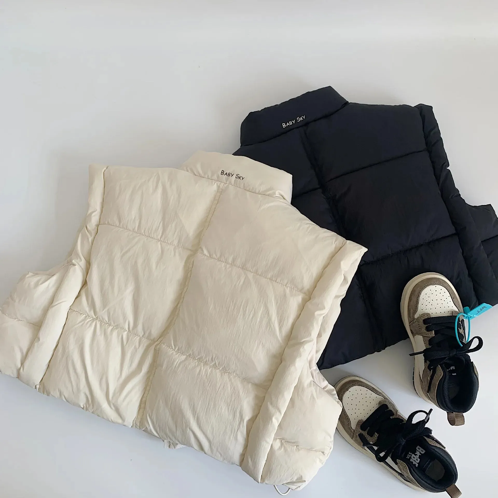 Solid Zip-Up Puffer Vest