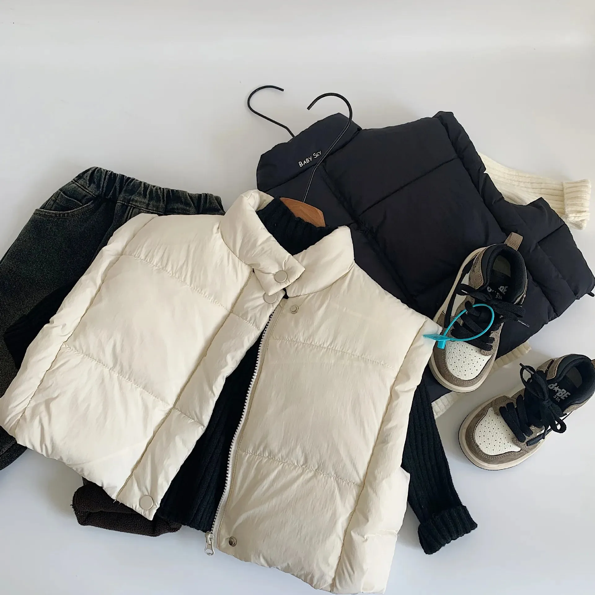 Solid Zip-Up Puffer Vest