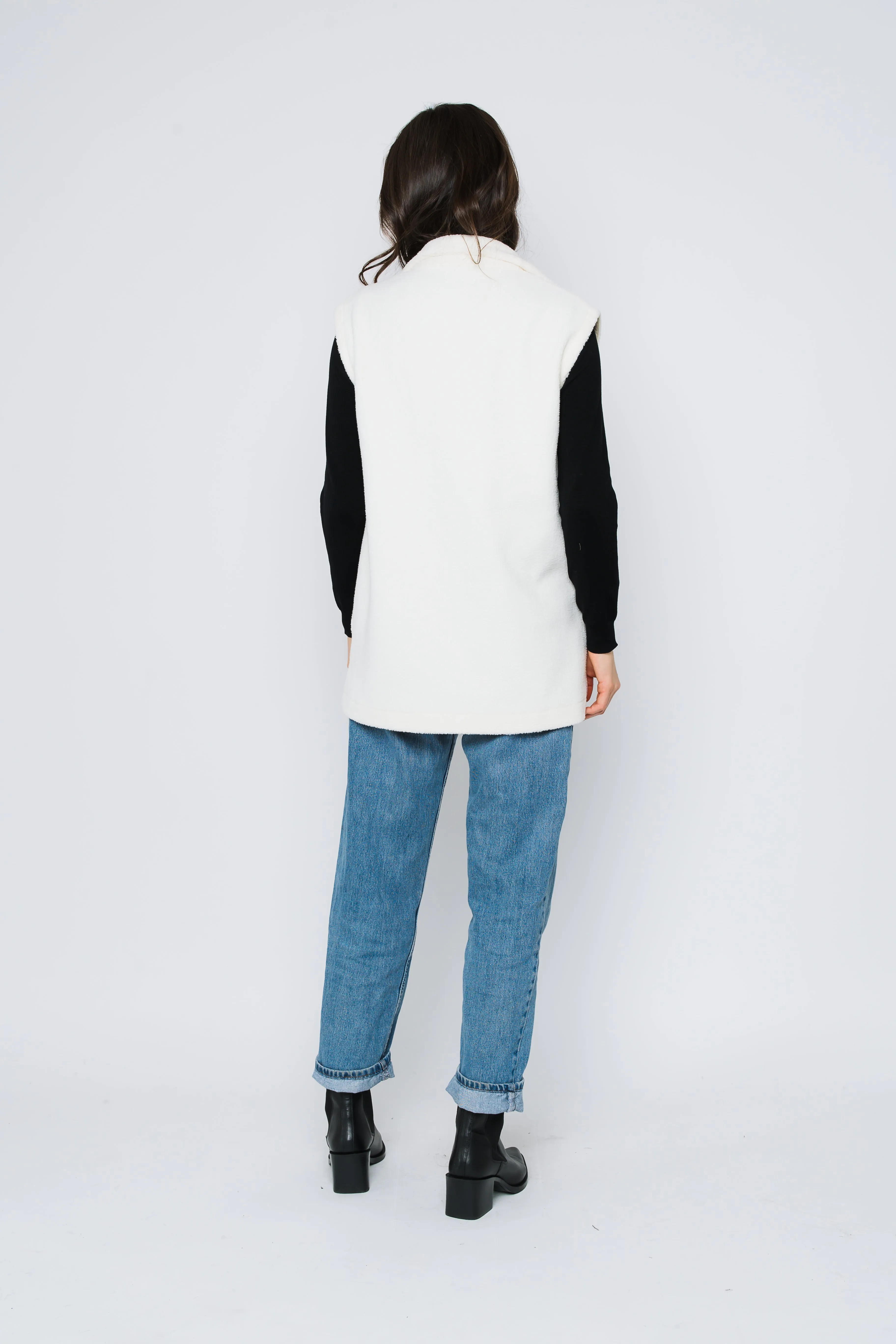 Wren-Sherpa Vest